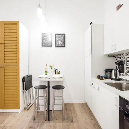 Vibrant * בודפשט